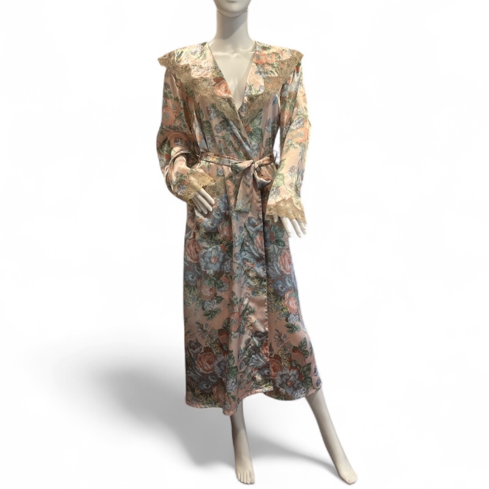 Vintage Gold Label Victoria’s Secret Floral Lace Trimmed Satin Robe M (Flawed)